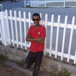 Meet your Posher, Enrique